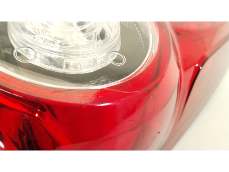 Recambio de piloto trasero derecho para fiat doblo cargo (263_) 1.6 d multijet referencia OEM IAM 51810673  