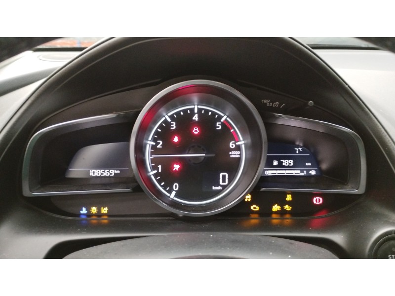 Recambio de cuadro instrumentos para mazda cx-3 luxury referencia OEM IAM   