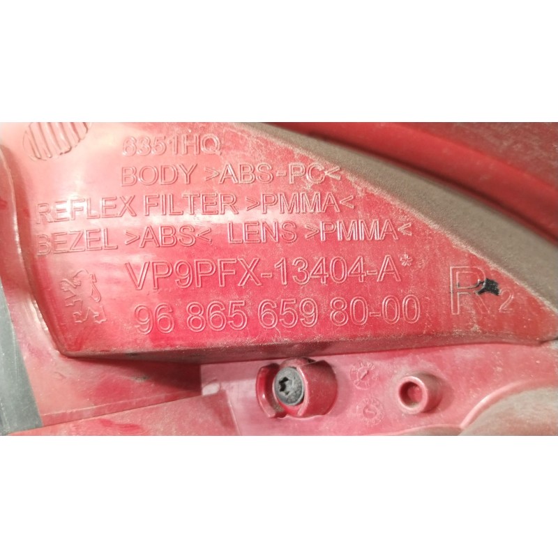 Recambio de piloto trasero derecho para peugeot 207/207+ (wa_, wc_) 1.4 hdi referencia OEM IAM 9686565980  6351Y7