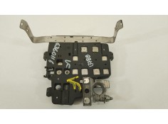 Recambio de caja reles / fusibles para renault master iii furgoneta (fv) 2.3 dci 145 fwd (fv0e, fv0f, fv0h, fv02, fv0m, fv0s,... 2