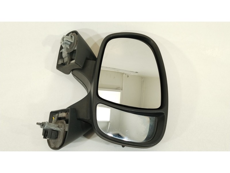 Recambio de retrovisor derecho para nissan primastar furgoneta (x83) 2.0 dci 115 referencia OEM IAM 9630100Q0A  8200200145