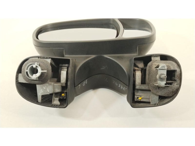 Recambio de retrovisor derecho para nissan primastar furgoneta (x83) 2.0 dci 115 referencia OEM IAM 9630100Q0A  8200200145