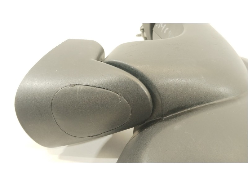 Recambio de retrovisor derecho para nissan primastar furgoneta (x83) 2.0 dci 115 referencia OEM IAM 9630100Q0A  8200200145