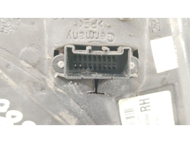 Recambio de retrovisor derecho para opel astra h (a04) 1.7 cdti (l48) referencia OEM IAM 24462996  