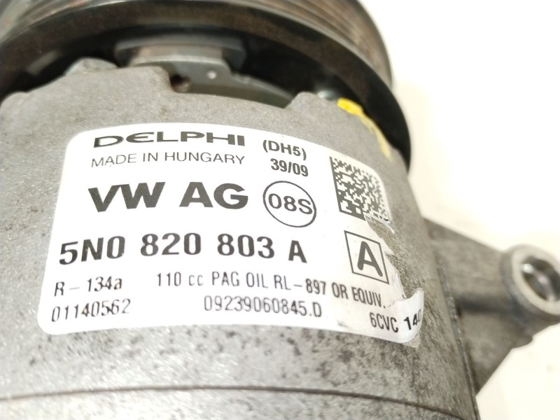 Recambio de compresor aire acondicionado para volkswagen golf vi (5k1) 2.0 tdi referencia OEM IAM 5N0820803A  