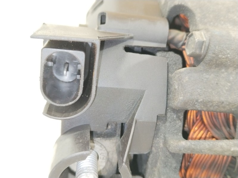 Recambio de alternador para mazda 3 sedán (bl) 1.6 mzr cd (bl14) referencia OEM IAM AV6N10300GC  