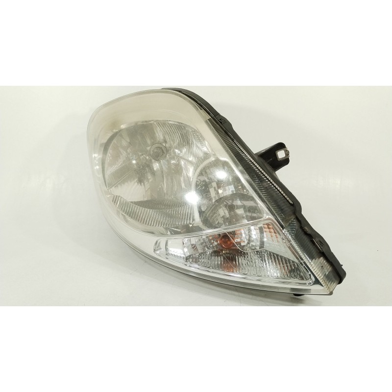 Recambio de faro derecho para nissan primastar furgoneta (x83) 2.0 dci 115 referencia OEM IAM 8200701356 89313980 93859830