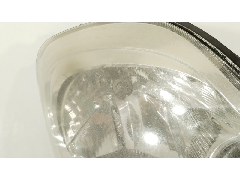Recambio de faro derecho para nissan primastar furgoneta (x83) 2.0 dci 115 referencia OEM IAM 8200701356 89313980 93859830