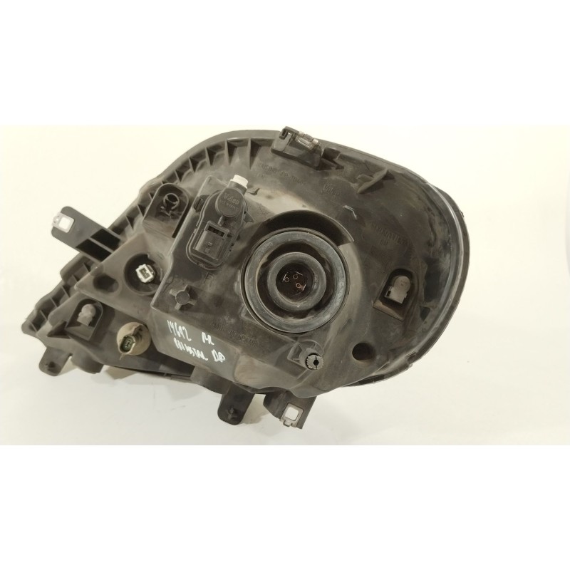 Recambio de faro derecho para nissan primastar furgoneta (x83) 2.0 dci 115 referencia OEM IAM 8200701356 89313980 93859830