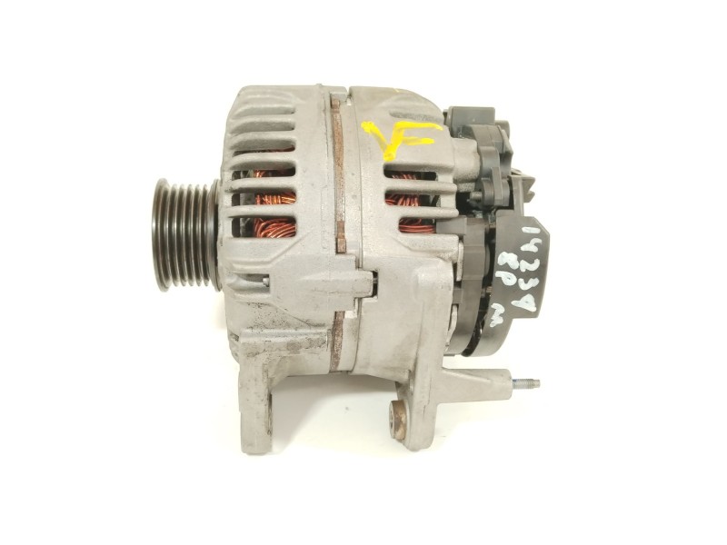 Recambio de alternador para audi a3 (8p1) 1.6 fsi referencia OEM IAM 03C903023D  0124325128