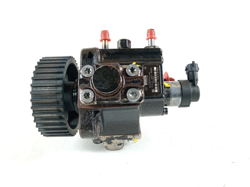 Recambio de bomba inyeccion para opel insignia sports tourer 2.0 16v cdti referencia OEM IAM 55571005  0445010193