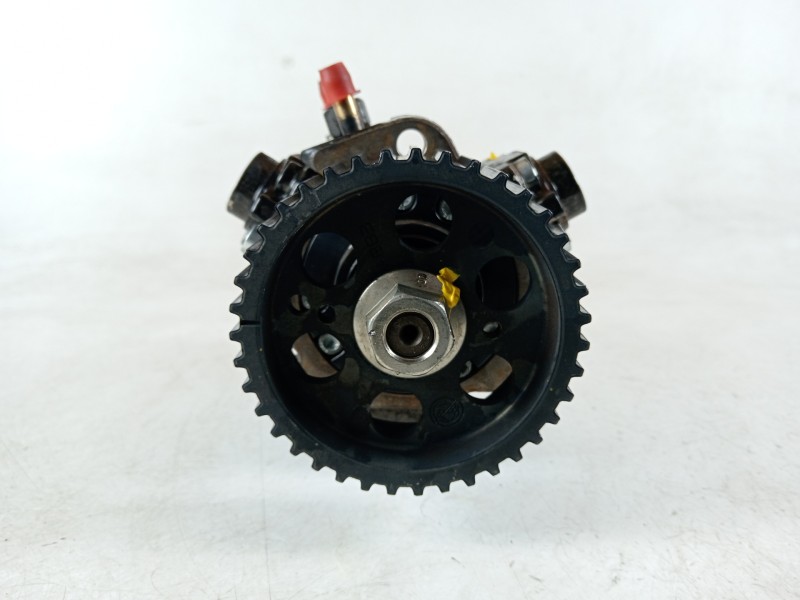 Recambio de bomba inyeccion para opel insignia sports tourer 2.0 16v cdti referencia OEM IAM 55571005  0445010193
