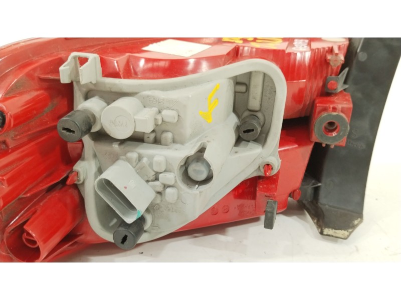 Recambio de piloto trasero izquierdo para audi a4 b8 avant (8k5) 2.0 tdi referencia OEM IAM 8K9945095B  