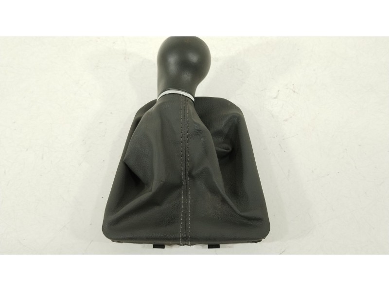 Recambio de pomo palanca cambio para seat ibiza v (kj1, kjg) 1.0 tsi referencia OEM IAM 6F0711113T  