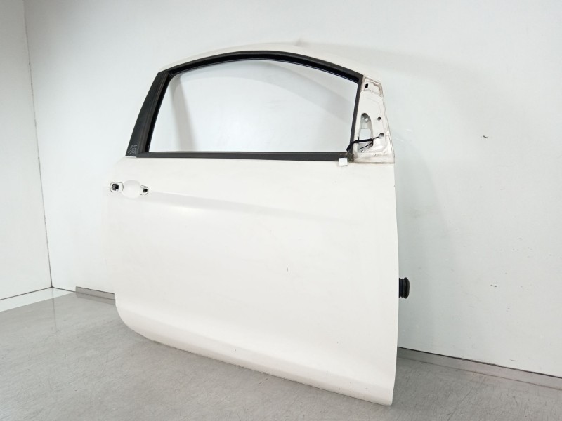 Recambio de puerta delantera derecha para ford ka (ccu) grand prix iii referencia OEM IAM   