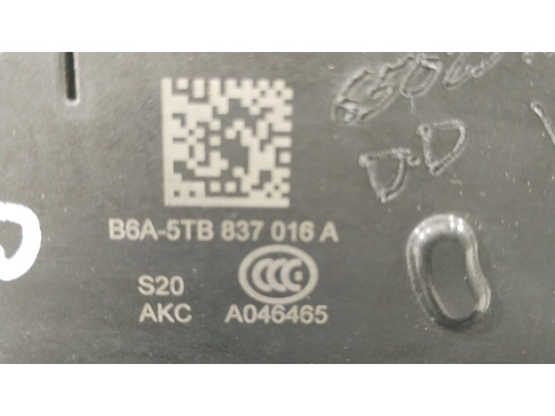 Recambio de cerradura puerta delantera derecha para seat ibiza v (kj1, kjg) 1.0 tsi referencia OEM IAM 5TB837016A  