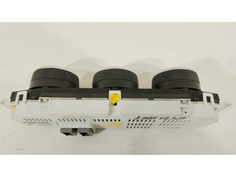 Recambio de mando climatizador para citroën c4 aircross 1.6 hdi 115 referencia OEM IAM 7820A806  1612376780