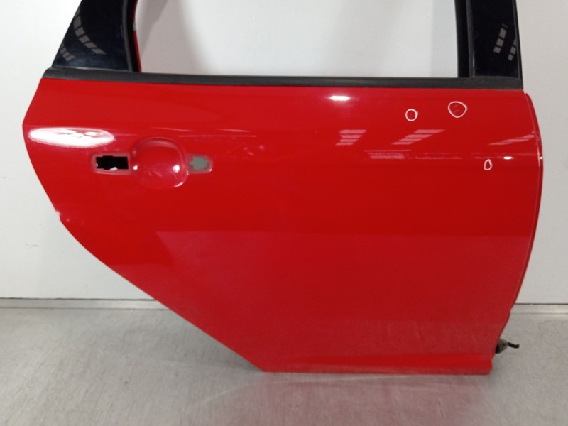 Recambio de puerta trasera derecha para ford focus lim. business referencia OEM IAM   