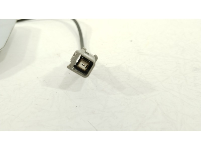 Recambio de antena para citroën c4 aircross 1.6 hdi 115 referencia OEM IAM 8751A034  6X24M637