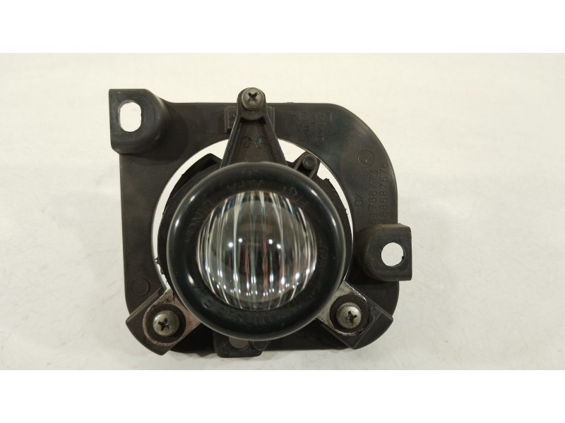 Recambio de faro antiniebla derecho para fiat nuova 500 (150) lounge referencia OEM IAM 478588426 468587576 51786773
