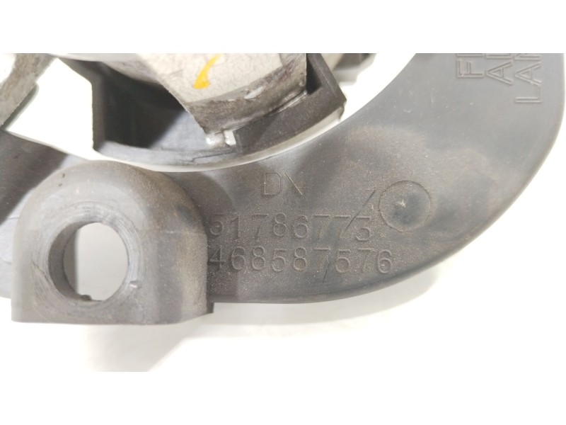 Recambio de faro antiniebla derecho para fiat nuova 500 (150) lounge referencia OEM IAM 478588426 468587576 51786773