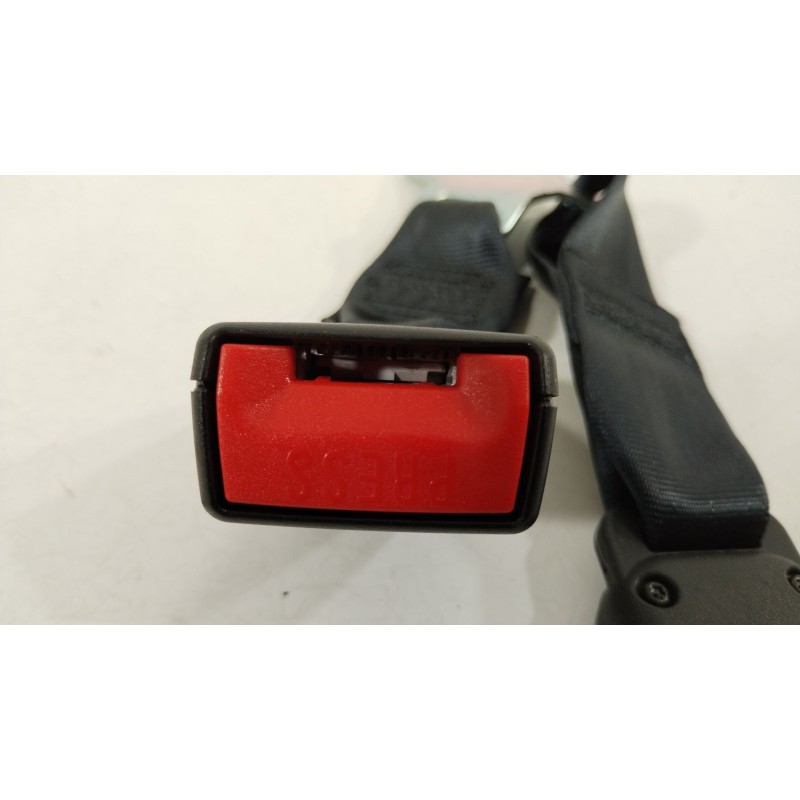 Recambio de enganche cinturon trasero izquierdo para citroën c4 aircross 1.6 hdi 115 referencia OEM IAM 1607891280  