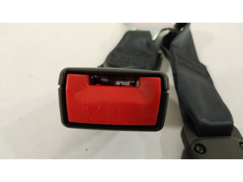 Recambio de enganche cinturon trasero izquierdo para citroën c4 aircross 1.6 hdi 115 referencia OEM IAM 1607891280  