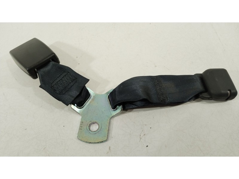 Recambio de enganche cinturon trasero izquierdo para citroën c4 aircross 1.6 hdi 115 referencia OEM IAM 1607891280  