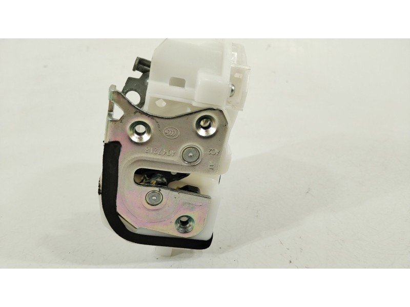 Recambio de cerradura puerta delantera derecha para citroën c4 aircross 1.6 hdi 115 referencia OEM IAM 1607820480  