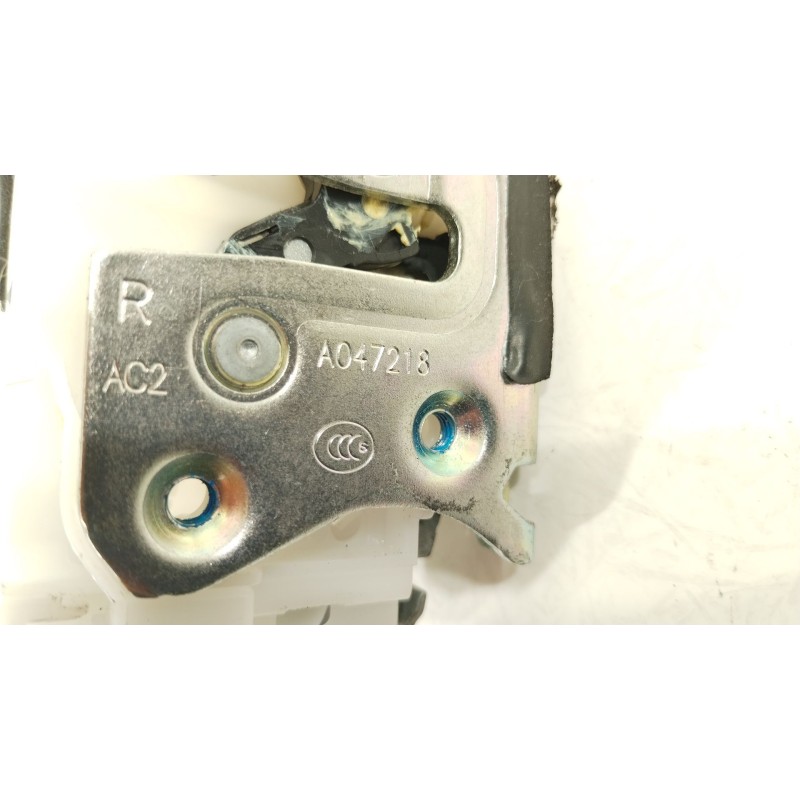 Recambio de cerradura puerta delantera derecha para citroën c4 aircross 1.6 hdi 115 referencia OEM IAM 1607820480  