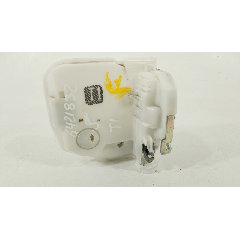 Recambio de cerradura puerta trasera izquierda para citroën c4 aircross 1.6 hdi 115 referencia OEM IAM 1607863980  