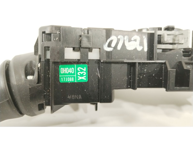 Recambio de mando luces para toyota aygo x-cite referencia OEM IAM 0H040X32 841400H040 17J088