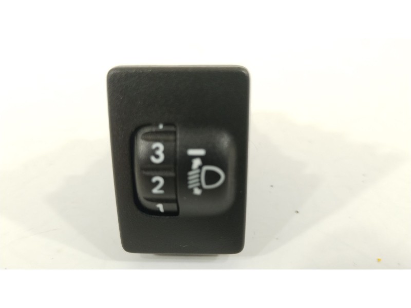 Recambio de interruptor para toyota aygo x-cite referencia OEM IAM 841520D090  