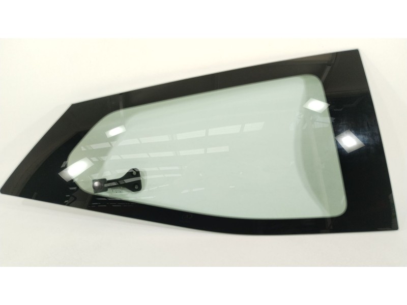 Recambio de luna trasera derecha para toyota aygo x-cite referencia OEM IAM 681300H051  43R00048