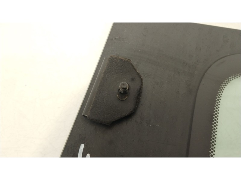 Recambio de luna trasera derecha para toyota aygo x-cite referencia OEM IAM 681300H051  43R00048