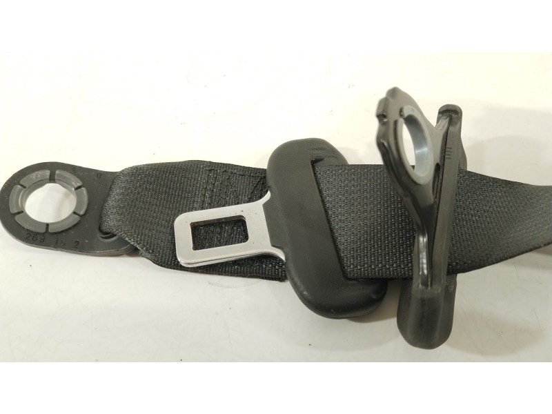 Recambio de cinturon seguridad trasero izquierdo para toyota aygo x-cite referencia OEM IAM 733700H020C0 308044699JN7 KR1LLAC1F8