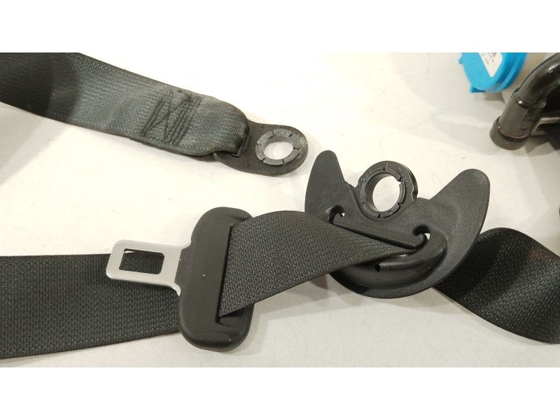 Recambio de cinturon seguridad delantero derecho para toyota aygo x-cite referencia OEM IAM 732100H040C0 307927410AV KR1KLAC134