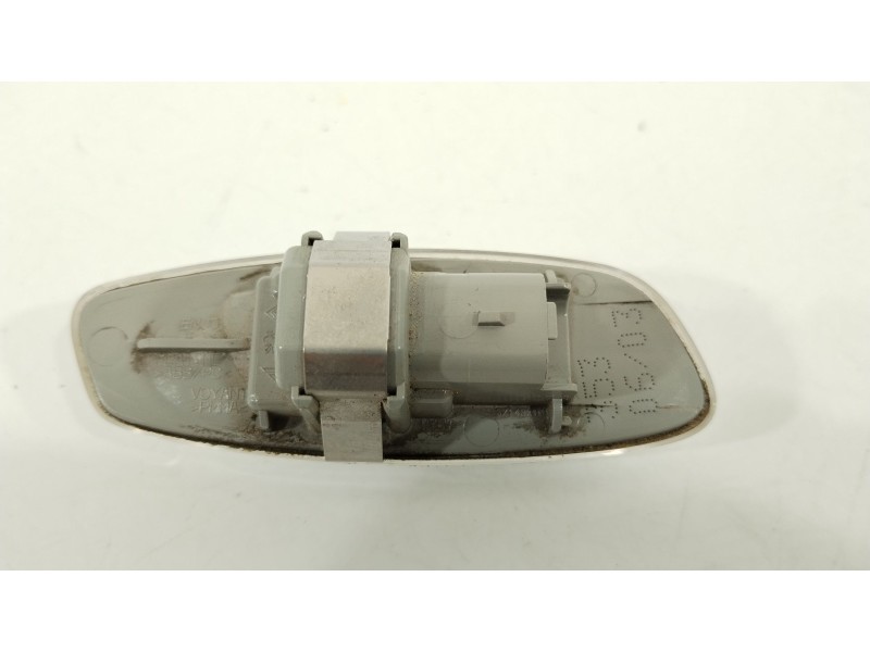Recambio de piloto lateral izquierdo para peugeot 207 urban referencia OEM IAM   
