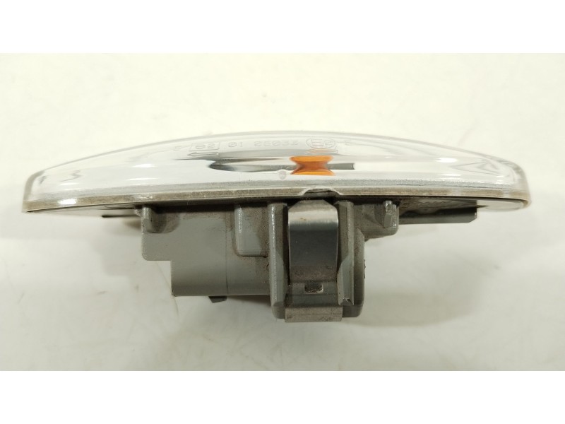 Recambio de piloto lateral izquierdo para peugeot 207 urban referencia OEM IAM   