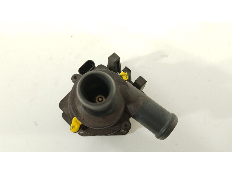 Recambio de bomba agua para audi a4 b8 avant (8k5) 2.0 tdi referencia OEM IAM 8K0965561A  