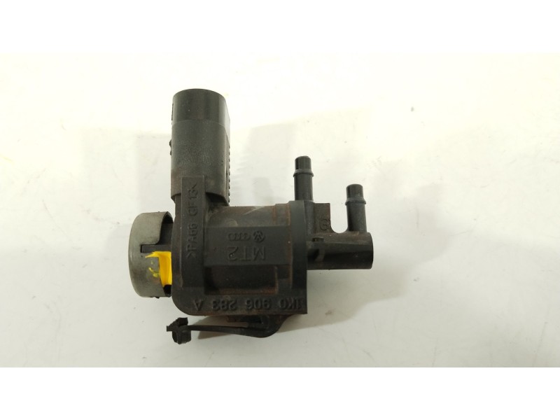 Recambio de valvula aire adicional para audi a4 b8 avant (8k5) 2.0 tdi referencia OEM IAM 1K0906283A  