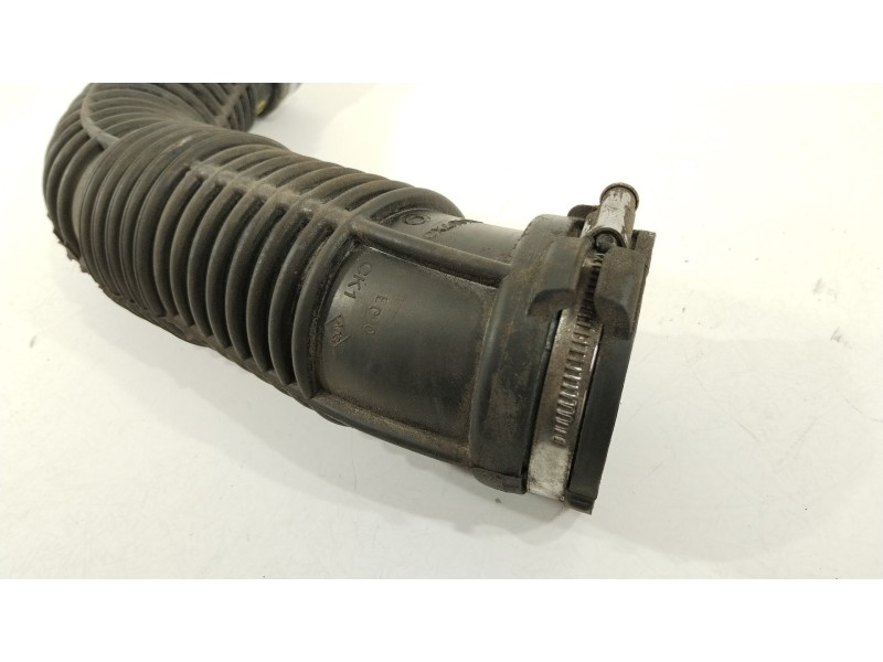 Recambio de tubo para renault master kofferaufbau l3h1 3,5t referencia OEM IAM 8200858600  