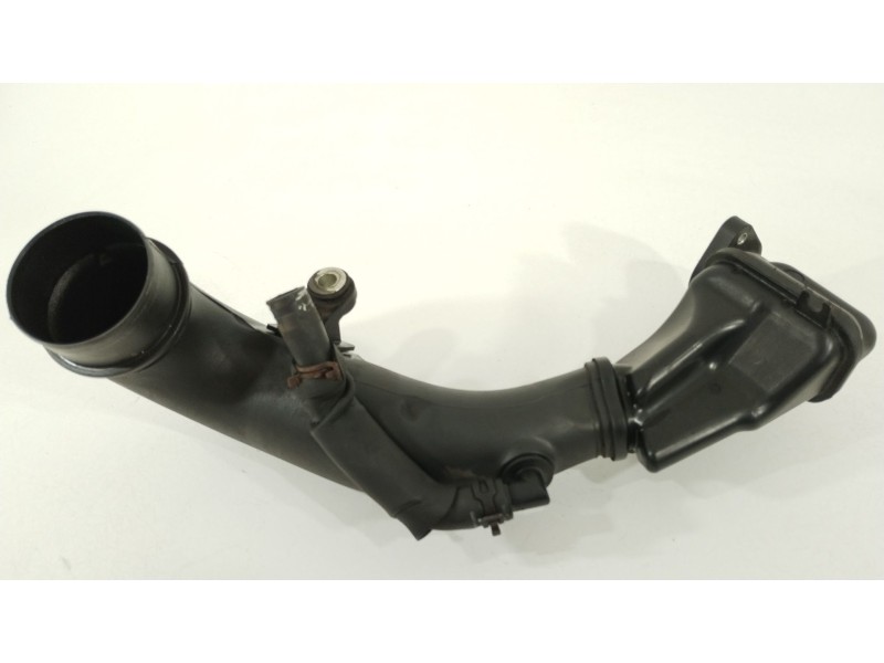 Recambio de tubo para renault master kofferaufbau l3h1 3,5t referencia OEM IAM 8200858600D  