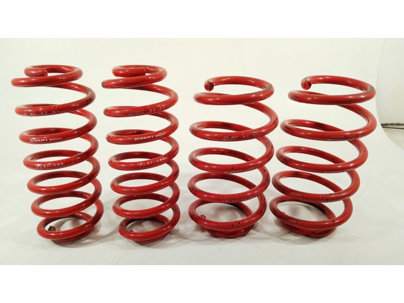 Recambio de muelle amortiguacion para seat leon (1p1) 1.9 tdi referencia OEM IAM 1P0071606  1P0071605B