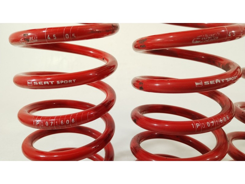 Recambio de muelle amortiguacion para seat leon (1p1) 1.9 tdi referencia OEM IAM 1P0071606  1P0071605B
