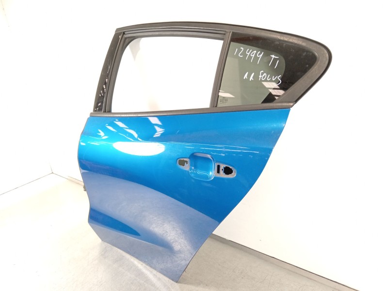 Recambio de puerta trasera izquierda para ford focus st-line referencia OEM IAM JX7BA24721  