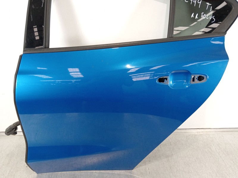 Recambio de puerta trasera izquierda para ford focus st-line referencia OEM IAM JX7BA24721  