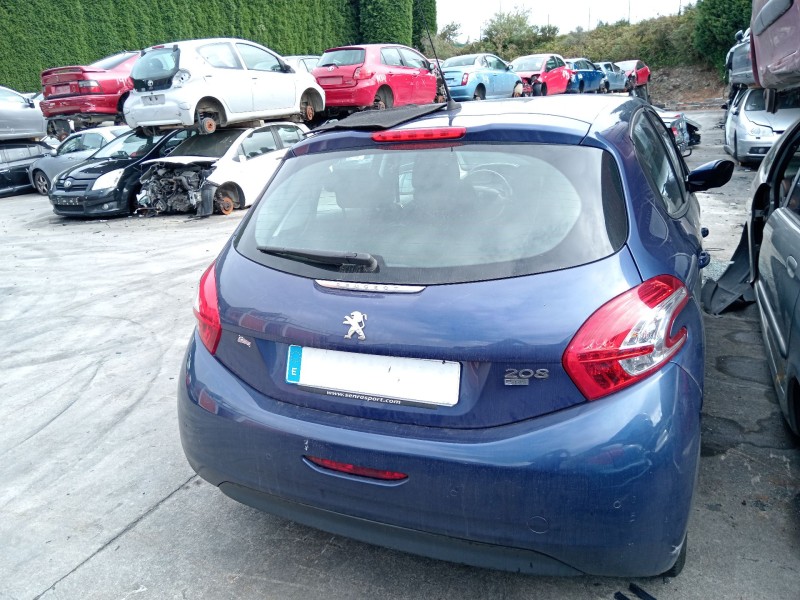 peugeot 208 i (ca_, cc_) del año 2012