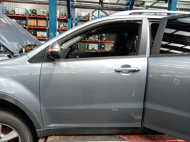 Recambio de puerta delantera izquierda para ssangyong korando line 4x2 referencia OEM IAM   