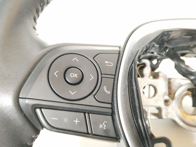 Recambio de volante para toyota corolla e21 corolla (e21/eh1) basico referencia OEM IAM 451000Z231  